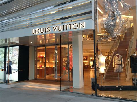 lv outlet 日本